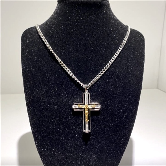 Mens Stainless Steel Cross Chain Jesus Necklace - Picture 2 of 10